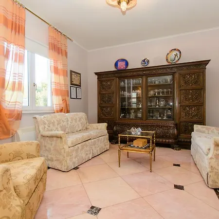 Apartamento Apartments Gloria *