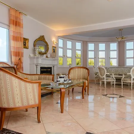 Apartamento Apartments Gloria *