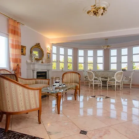 Apartments Gloria * Trogir
