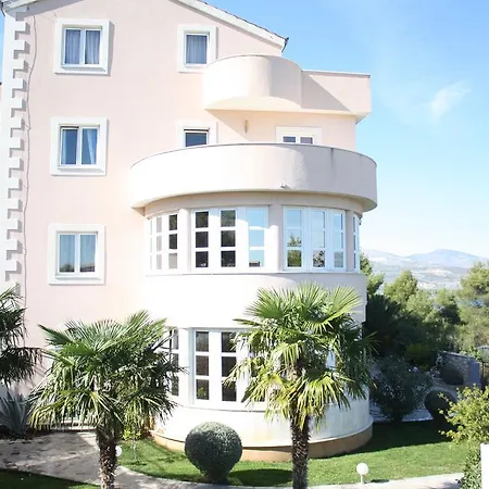 Apartamento Apartments Gloria *